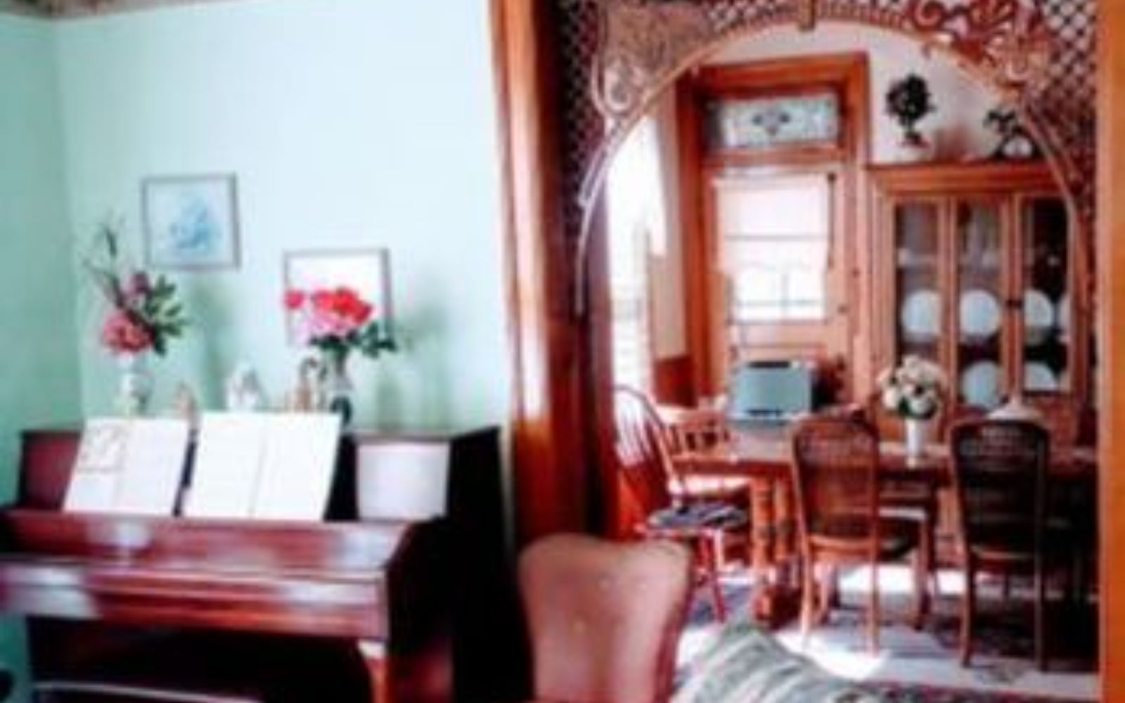 the-rose-home-gallery-1.jpg