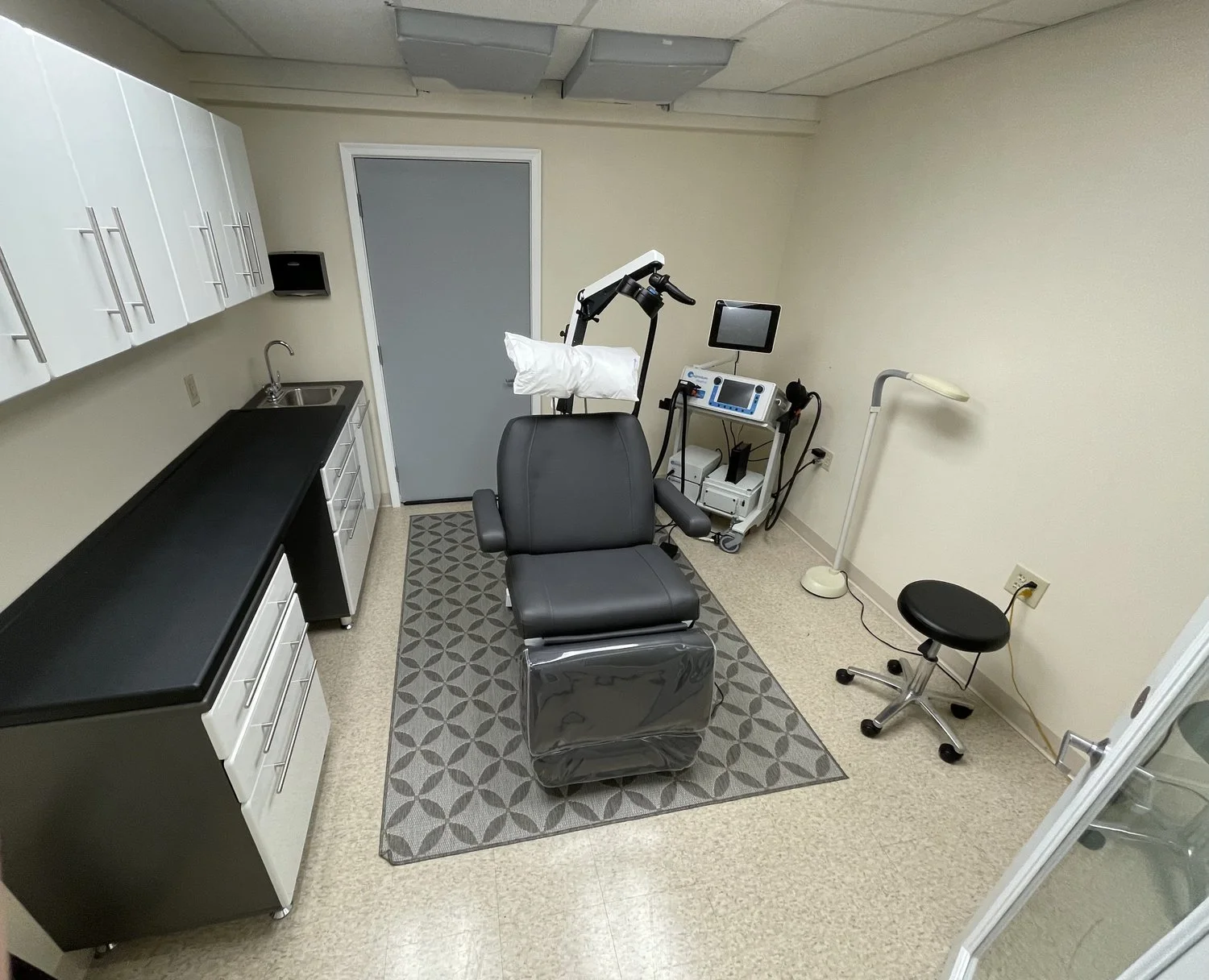 west-grove-clinic-milwaukee-gallery-2.jpg