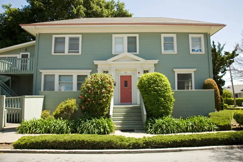 womens-recovery-association-elms-house-gallery.webp