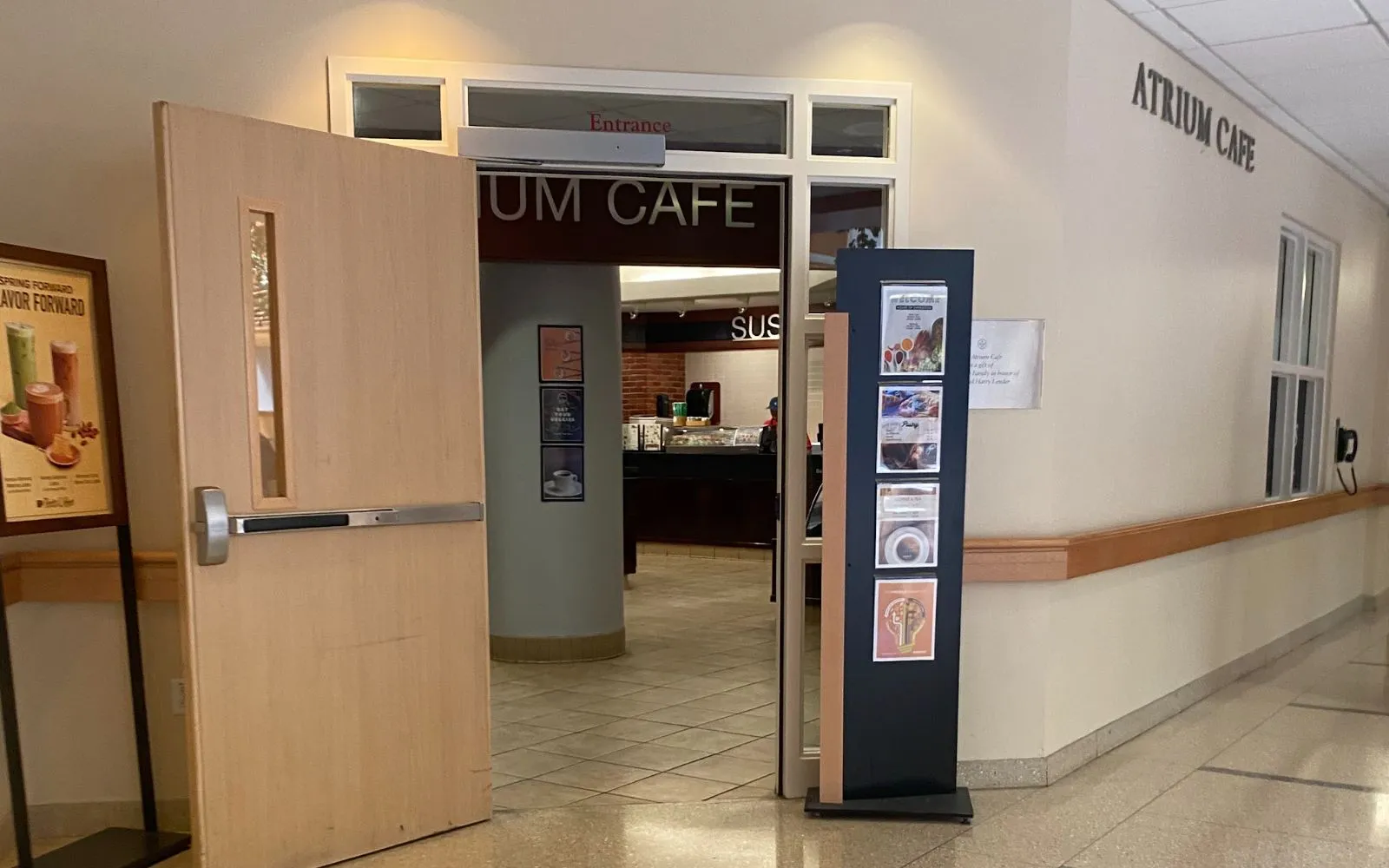 yale-new-haven-health-york-street-campus-gallery-3.jpg